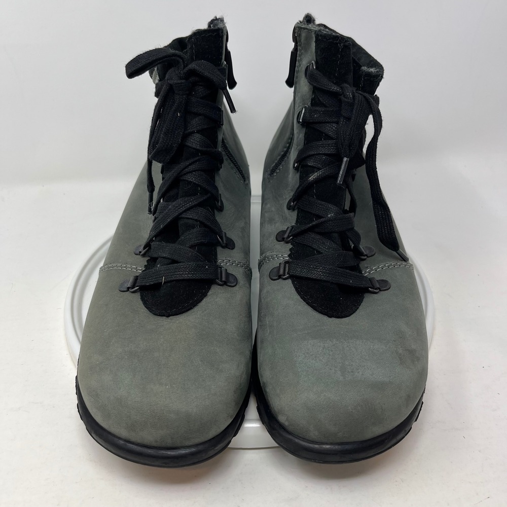 Toe Warmers Canada T18598 Grey Suede Winter Boots Women 11 W Lace Up Zip Ankle